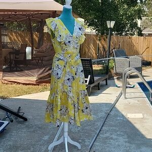 Eliza J Yellow Vneck  Floral  Dress